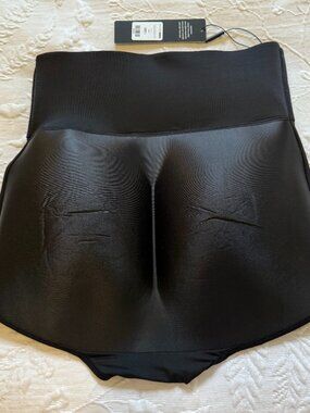 💕 FREE WITH PURCHASE 💕 Fashion Nova Black Butt Enhancer Shapewear Size L